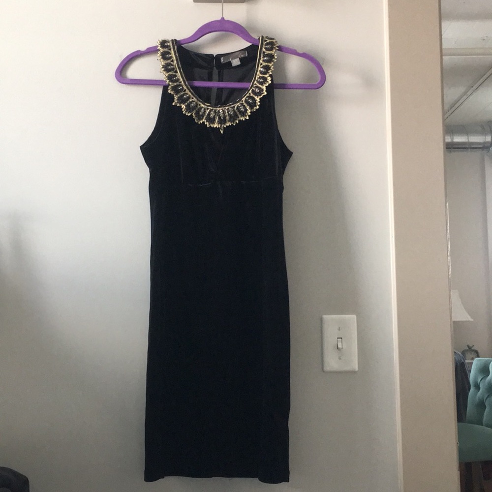 F21 Velvet Embellished dress - Picture 3 of 6